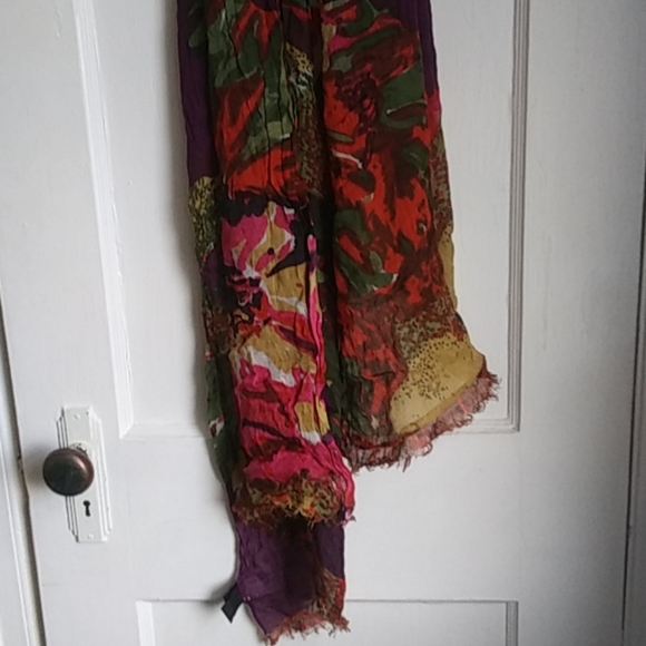 Cejan Color Splash Scarf - Picture 6 of 7